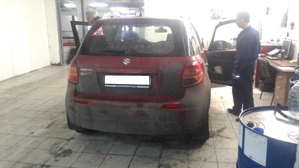 Замена противотуманных фар (ПТФ) SUZUKI SX4 - фото 2